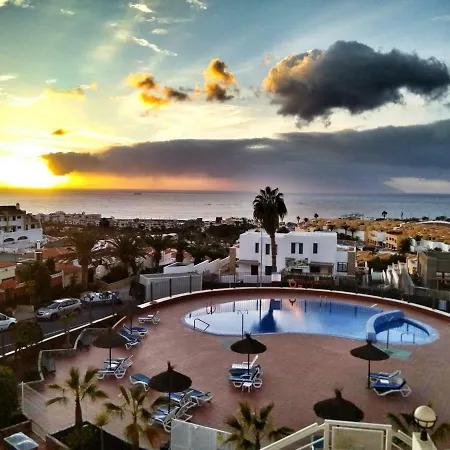 Sunny Colina Blanca Apartment *